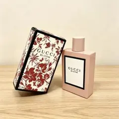 新品" グッチ ブルーム オードパルファム EDP 100ml香水のサムネイル
