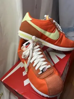 NIKE CORTEZ 오렌지 스웨이드 스니커즈