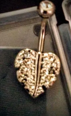 【新品・未着用】ハートリーフ型 バナナバーベル へそピアス ボディピアス 14G