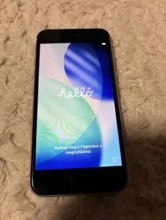 り*ご様 iPhone SE 第3世代、スターライト（ホワイト系） 64GB