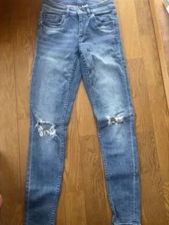H&M ダメージデニム　24