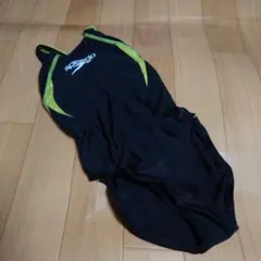 130サイズ Speedo 水着 黒/緑 Fina認証 W307
