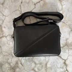 FENDIダイアゴナルカメラケース (Diagonal Camera Case)のサムネイル