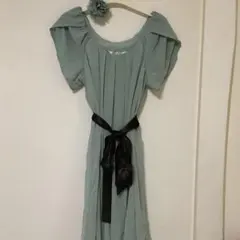 パーティードレス ペールグリーン リボン付き