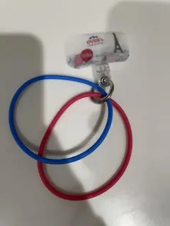 【新品未使用】evian 携帯リングストラップ パリエディション