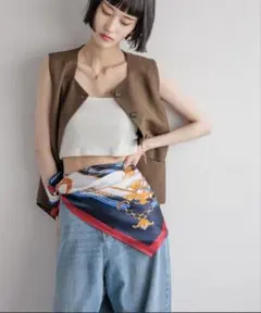 新品未使用　ローリーズファーム　スカーフ　110×110レッド✖️ブルー