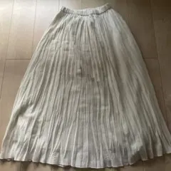 Mila Owen ホワイトプリーツロングスカート