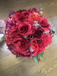 赤色の造花 花束とブートニア セット　ウェディングブーケ　ブートニア