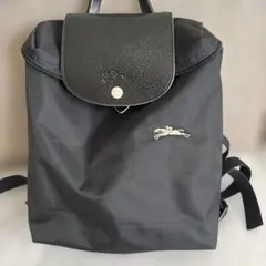 ロンシャン　ルプリアージュリュック折り畳み　ブラック