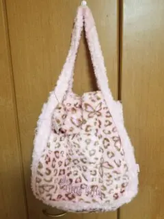 Item thumbnail for item 1b49a481-22ba-4d98-996d-8598cfa6a155