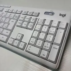 ロジクール K295 ホワイト 静音ワイヤレスキーボード フルサイズ 美品