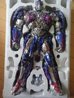トランスフォーマー　最後の騎士王　オプティマスプライム　オリオンパックス トランスフォーマー 最後の騎士王 オプティマスプライム オリオン