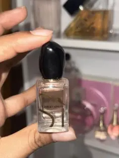Giorgio Armani Si 香水7mlのサムネイル