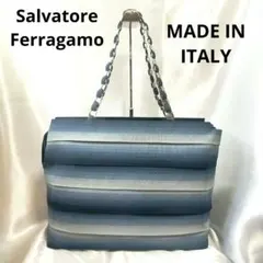 フェラガモ　トートバッグ　レディース　イタリア製　大容量