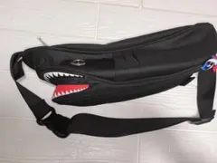 morn サメ　バック（美品）