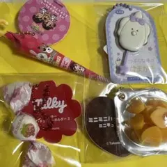 タイトー限定　お菓子チャームアソート　4個セット☆