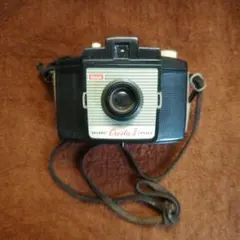 Kodak BROWNIE Cresta 3 CAMERA - メルカリ