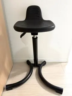 最終価格】直接引き取りOK トント スツール ポールチェア オフィスチェア 最終価格】直接引き取りOK トント スツール ポールチェア オフィス