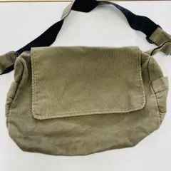 【ノーブランド】カーキー ショルダーバッグ☆のサムネイル