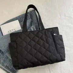 トートバッグ ブラック 大容量 黒 キルティング 軽量 A4 シンプル