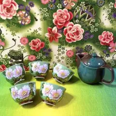 ☆【新品】✨九谷焼✨❣️高峰❣️和花柄 湯呑み5客と茶こし網付き急須1個《箱入り》