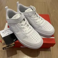 NIKE コートボロー　21cm