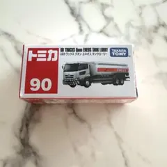 トミカNo.90 UDトラックス クオン タンクローリー(シュリンク包装)のサムネイル