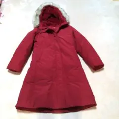 ユニクロ　ウルトラウォーム ハイブリッドダウン ロングコート　防寒着レッド　L