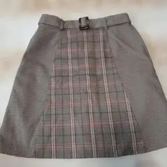 ハニーズ honeys チェック柄タイトスカート ベルト付き サイズM