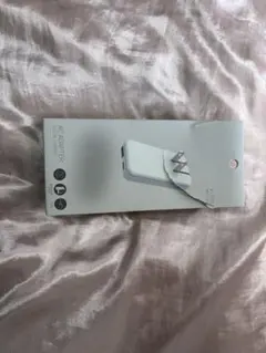 コンパクトACアダプター 20W ホワイト