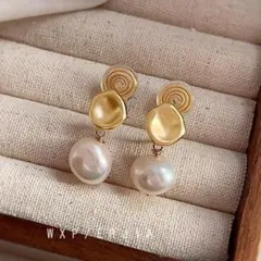イヤリング　ゴールド　マット　パール　淡水　大人　痛くない　揺れ　入学式　卒業式
