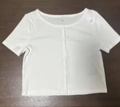 【新品】タグ付きGAP ホワイト ボタン付き Tシャツ Mサイズ