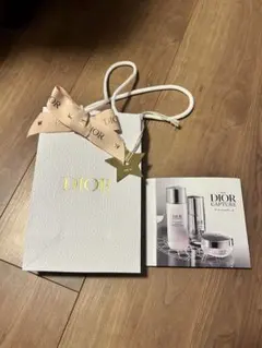 Dior Capture トライアルセット 3点,ショッパー、ゴールド星チャーム