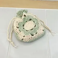 ハンドメイド　お花模様の巾着