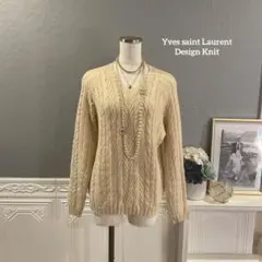 【6万円】Yves saint Laurent 編みデザイン　アイボリーニット