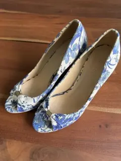 【GUCCI】花柄ウェッジヒールサンダル