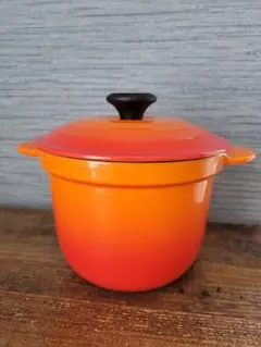 ル・クルーゼ両手鍋 マルミット18cm オレンジ 新品・未使用 ル・クルーゼ両手鍋 マルミット18cm オレンジ 新品・未使用 - メルカリ