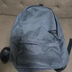 無印良品　肩の負担を軽くする撥水リュックサック　グレー