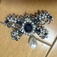 リボンブローチ　青　キラキラ　パール