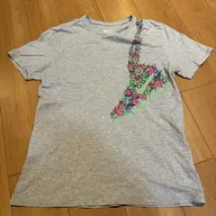 ナイキ NIKE Tシャツ スポーツウェア 花柄のサムネイル