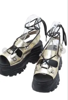 新品未使用タグ付きjouetie レースアップスニーカーソールサンダル(ゴールド