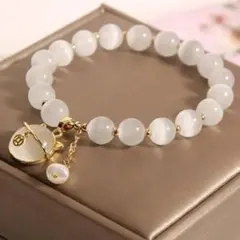 猫ペンダント　パールビーズ　ブレスレット