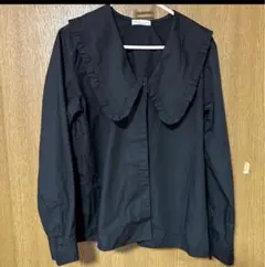 earth music&ecology フリル襟 ブラックシャツ