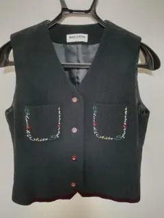 [美品] BLACK＆WHITE ブラック　アンド　ホワイト　ベスト L