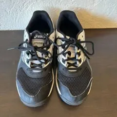 asics UPCOURT バレーボールシューズ 黒/白