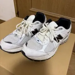 New Balance ML2002R