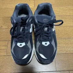 New Balance 2002Rネイビー スニーカー