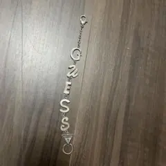 GUESS ロゴ ブレスレット シルバーカラーのサムネイル