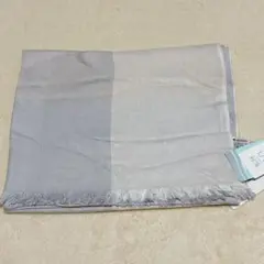 フルラ　薄手ストール　アーチロゴ　洗えるシルクカシミヤ　グレー系