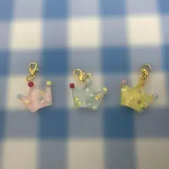 ハンドメイド　チャーム　王冠3点セット①